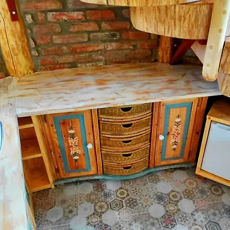 Zrub U Bosniakovej V Panorama Parku Nezbudska Lucka
