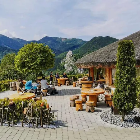 Дом отдыха Zrub U Bosniakovej V Panorama Parku Nezbudska Lucka